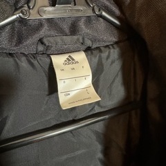 【決まりました】adidas ロングパデットジャケットLサイズの画像