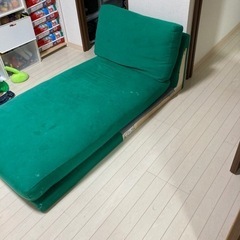 ソファ　布団一組付きの画像