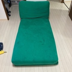 ソファ　布団一組付き