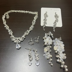 ヘアアクセサリー　ブライダルの画像