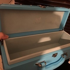 エンジェル シャンパン ブルー　空箱