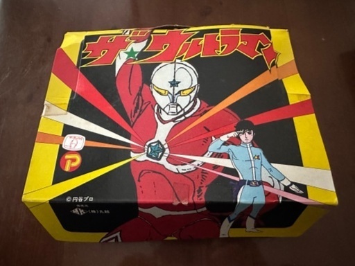 ⚫♥ウルトラマン、消しゴム、1箱