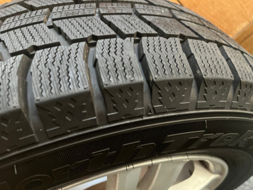 (決定済)冬用タイヤ4本セットホイール付き　North Trek N5