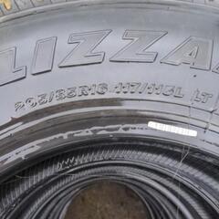 トラックタイヤ 205/85R16 117/115L  LTの画像