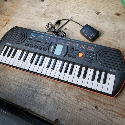 カシオ　電子ピアノ