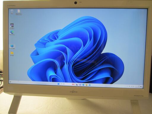 21.5型FHD液晶搭載一体型PC　富士通FMV-ESPRIMO FH53/Sを売ります。