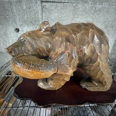 木彫りの熊の置物  台座付   和風インテリア　北海道　民芸品　昭和レトロ　の画像