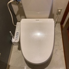 TOSHIBA 温水洗浄便座