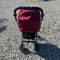 【日向市富高/原町付近で多数目撃情報有】ベビーカー🌱APRICA🌿美品✨見つけられた方に差し上げますの画像