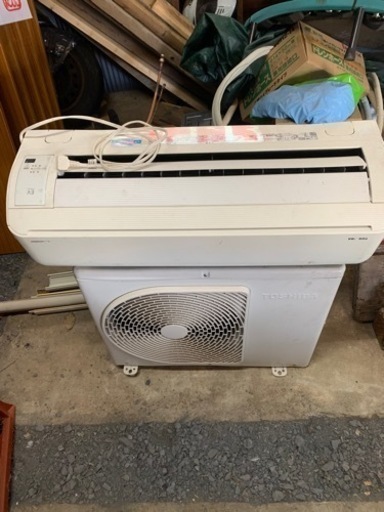 壊れたエアコン