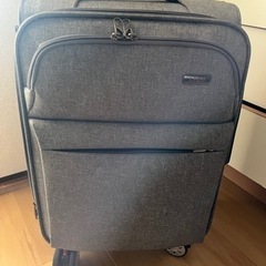 スーツケースの画像