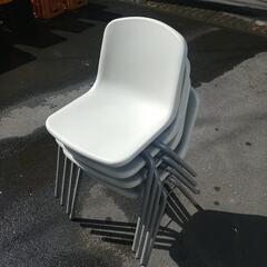 椅子　スタッキングチェア　在庫多数有りの画像