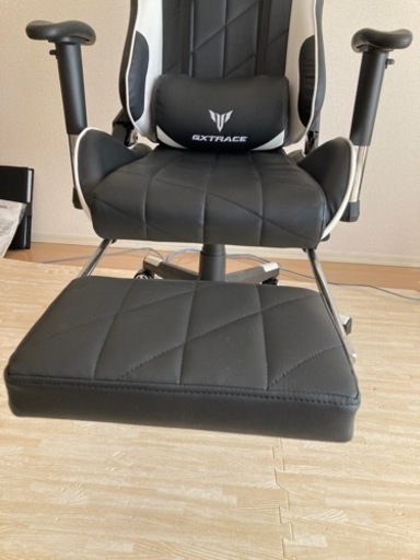 ゲーミングチェア　美品