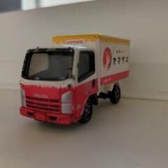TOMICA　レトロ感バッチリ！トミカ「ヤマザキパンミニカー」の画像