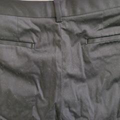 迷いなしウエスト70 センチ！ユニクロ　UNIQLO【黒の綿パンツ】の画像