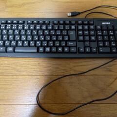ゲーミングマウス モニター キーボードの画像