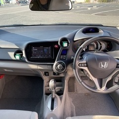 ホンダ インサイト グレードLの画像