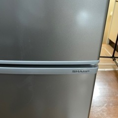 2022年式 SHARP 冷蔵庫の画像