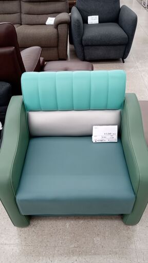 ★ジモティ割あり★  ソファー  H74×D59×W77 クリーニング済み TJ2660