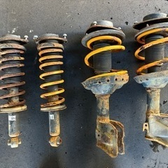 インプレッサ GRB 純正ショック