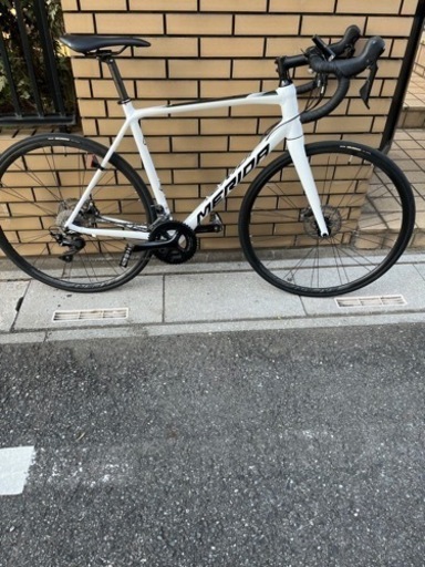 ロードバイク　メリダ　スクラトゥーラ400