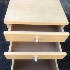 木製 キャビネット ３段引き出し キャスター付き  横幅37cm ×高さ51cm ×奥行42cmの画像