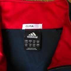 adidas アウター 140の画像