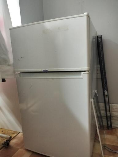 お話中　一人暮らし用冷蔵庫
