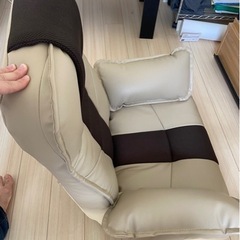 座椅子　買って一ヶ月ほどです。の画像