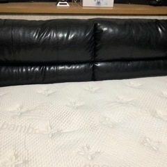ダブルベッド