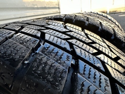 205/60R16 グッドイヤーアイスナビ6 アルミセット