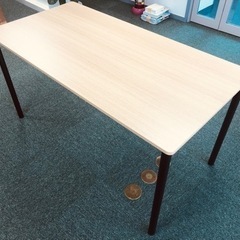 デスク1台（残り2台、11/7引き取り限定）
