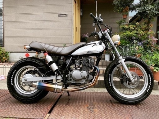 スズキ　バンバン200