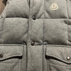 モンクレール　ベストの画像