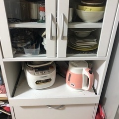 【受付終了】食器棚 食器