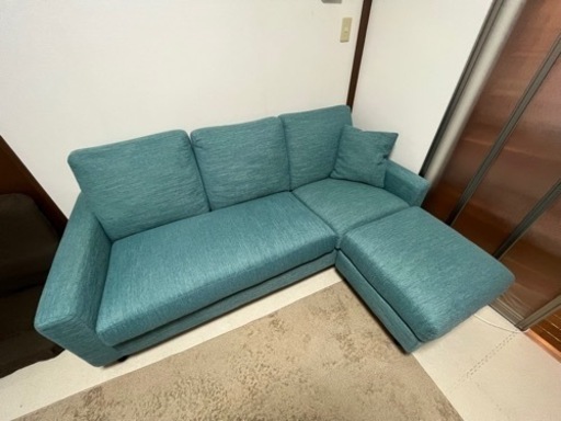 カウチソファ　取引者決まりました。