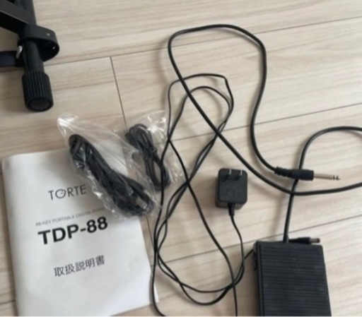 電子ピアノ キーボード 白 ホワイト TORTE TDP-88