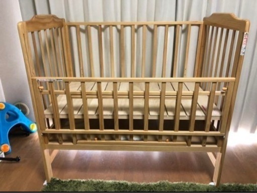 カトージ＊ハイシート　ベビーベッド