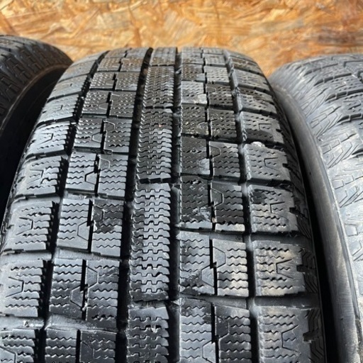 バリ山　TOYO GARIT G5 215/60R16 スタッドレス　タイヤ　2018年製　16インチ