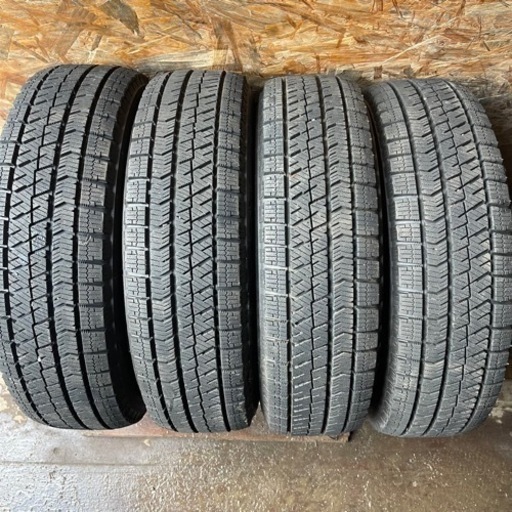 極上タイヤ　BRIDGESTONE ブリヂストン　ブリジストン　VRX 155/70R13 スタッドレス　タイヤ　2018年製　13インチ