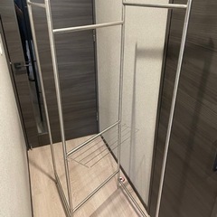 受け渡し完了済み。衣装ラック　三つ折りの画像