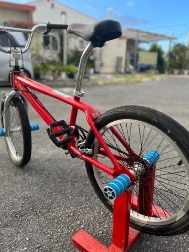 赤いBMX自転車 2022年モデル 入学祝い キッズ BMX ARESBIKES アーレスバイク