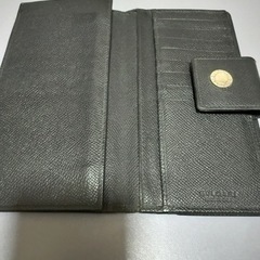 BVLGARI長財布の画像