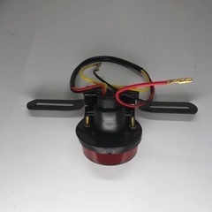 バイク汎用テールランプ　ナンバー灯付きの画像