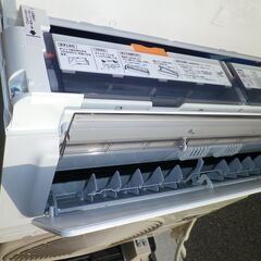 シャープ　自動お掃除機能付き　6～8畳用エアコン　AY-H22H-W　2018年 [おもに6畳用 /100V]の画像