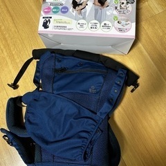 美品抱っこ紐 横須賀中央駅 新生児から の画像
