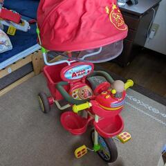 アンパンマン三輪車の画像