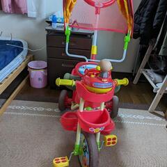 アンパンマン三輪車の画像