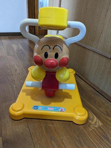 アンパンマン　ロッキングチェア