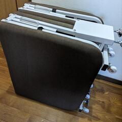 折りたたみベッド（値下げしました)の画像